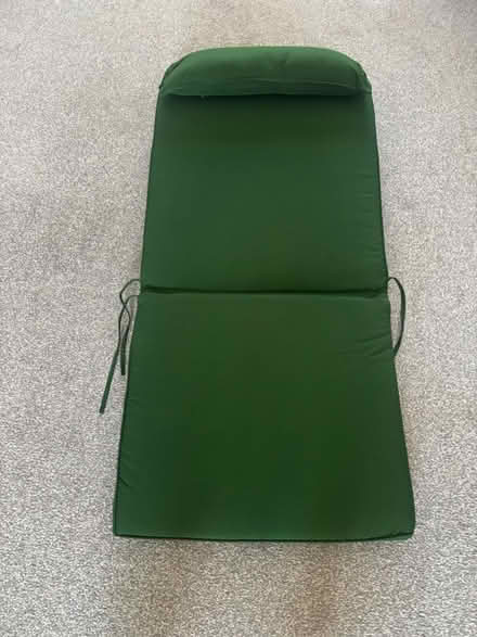 Photo of free New garden chair cushion (CT154BG) #1