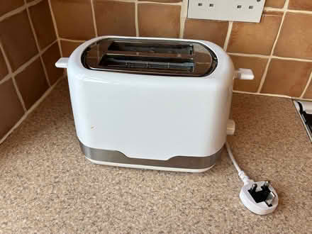Photo of free Toaster (Dunstable, Bedfordshire) #1