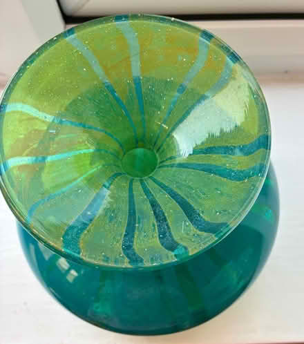 Photo of free Blue glass pot (Dunstable, Bedfordshire) #2