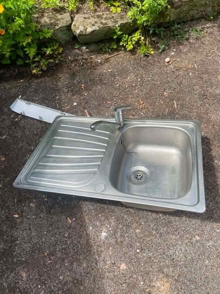 Photo of free Sink (Wisewood S6) #2