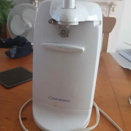 Photo of free Electric can cutter (Rm1 4sh) #1
