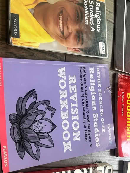 Photo of free GCSE English and RS books (CR8) #2
