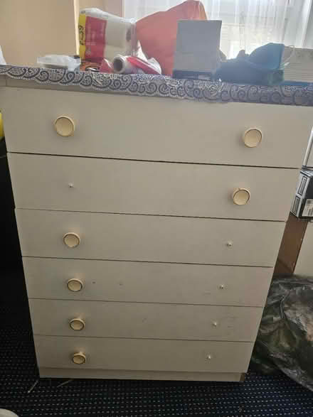 Photo of free 6 drawer chest of Drawers (N16 Stoke Newington) #1