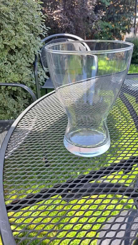 Photo of free Glass vase (Littlehaven) #1