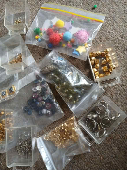 Photo of free jewellery making bits (West Hill TN34) #2