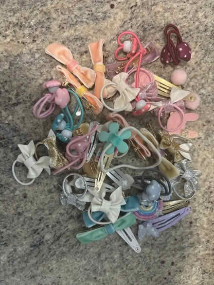 Photo of free Girls hair ties (N1 - Barnsbury) #1