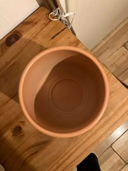 Photo of free Plant pot holder (SW16) #2