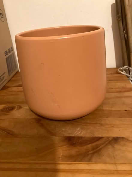Photo of free Plant pot holder (SW16) #1