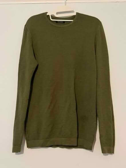 Photo of free Men's Jumper, Shirt, t-shirt and tracksuit bottom (Ashburton SE25) #2