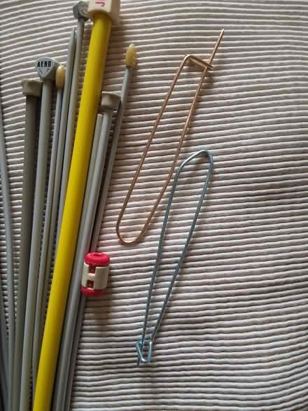 Photo of free Knitting needles and wool (East Kilbride G74) #2