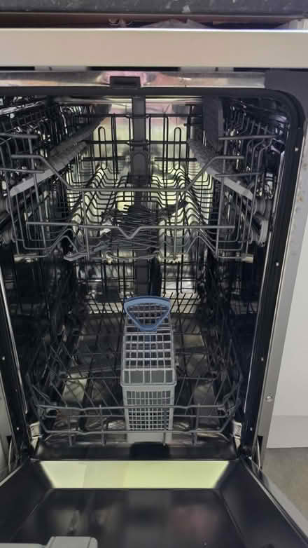 Photo of free Temperamental Slimline Dishwasher (Erith, DA8) #2