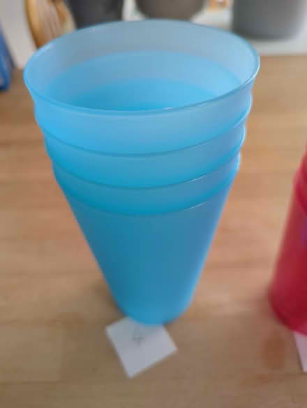 Photo of free Plastic picnic plates and cups (Mytchett GU16) #4