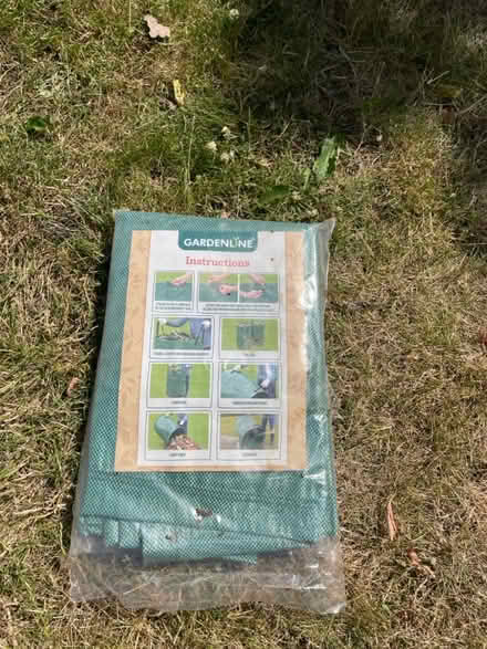 Photo of free Pop up garden waste bin (WR13 Berrow) #1