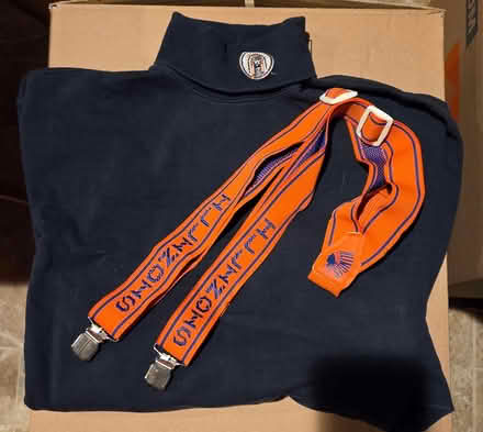 Photo of free ISU and Illinois shirts Large (Elmhurst near Berens Park) #2
