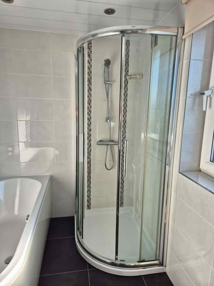 Photo of free Shower cubicle, shower controls (Hala LA1) #1