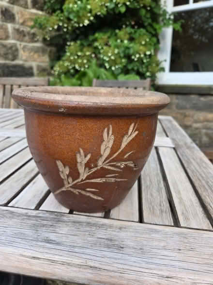 Photo of free Glazed Terracotta Pot (Harrogate HG2) #1