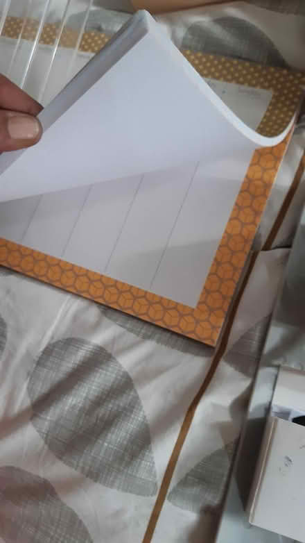 Photo of free Random bits (N7 9fn7) #4