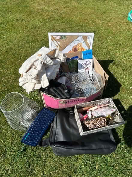 Photo of free Small bundle of Bric-à-brac (Gregson Lane PR5) #1
