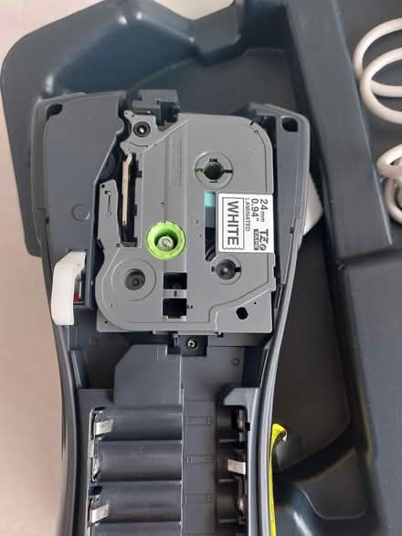 Photo of free Brother p touch 2480 label maker (BS40) #2