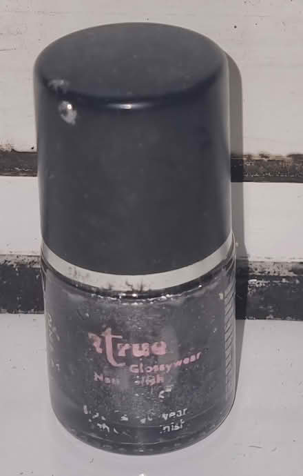 Photo of free Metallic Grey/Silver Nail Varnish (Levenshulme M19) #1