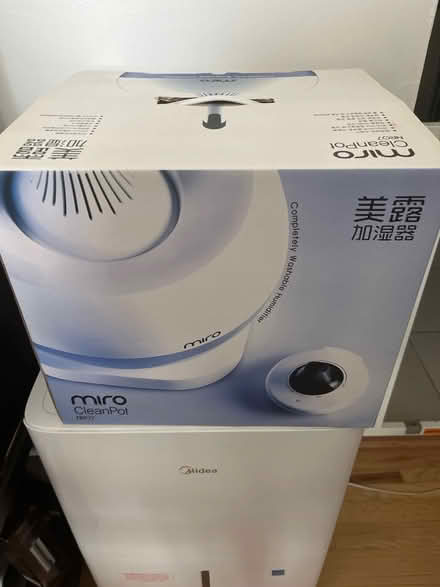 Photo of free Korean brand humidifier/diffuser (Cliffside Park, NJ) #1