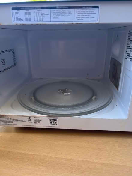Photo of free Microwave oven (Aptos - Trout Gulch) #2