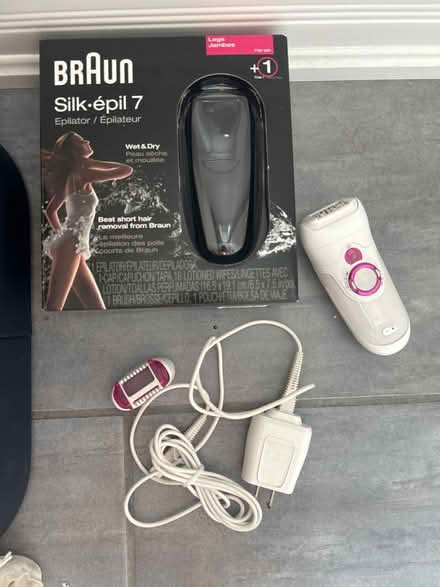 Photo of free Braun silk-wool epilator (Downtown Ottawa - canal/Elgin) #1