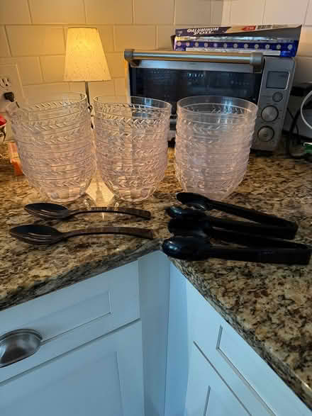 Photo of free Snack Bowls & Serving Tools (Mt Vernon, NY) #3