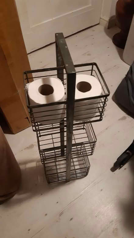 Photo of free Metal loo roll holder/toiletries (N7 9fn7) #1