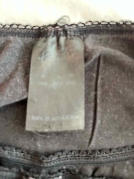 Photo of free 6 pairs ladies pants size 32-34 (Beckenham BR3) #2
