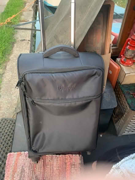 Photo of free Small suitcase (E8 4pt) #1