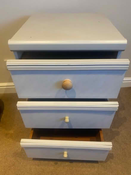Photo of free Set of drawers (West End, SO30) #2