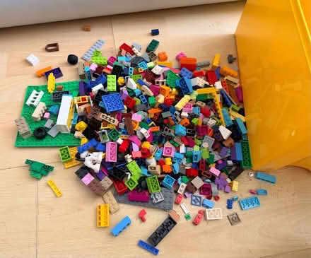 Photo of free Chad Valley Keyboard and Lego (Ashburton SE25) #3