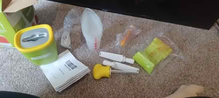 Photo of free Zoku ice pop maker (M32) #2
