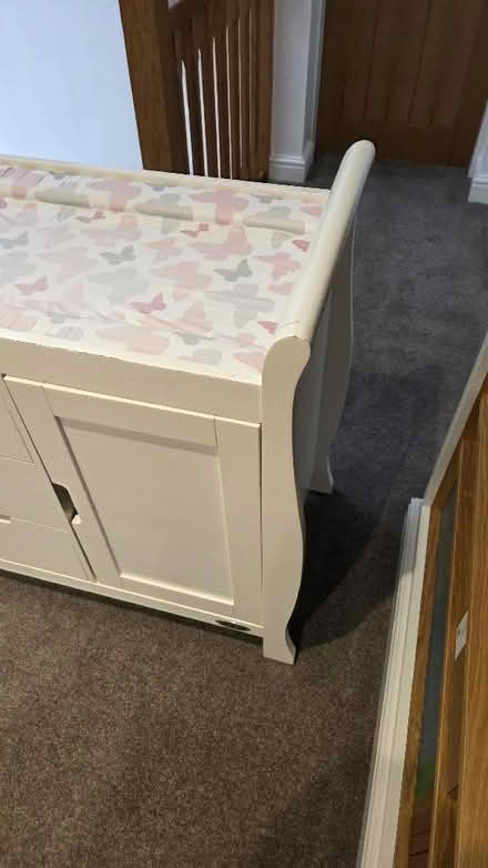 Photo of free OBaby Stamford Classic Change Table - white inc changing mat (Crag Bank LA5) #4