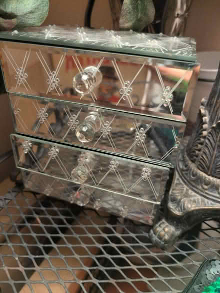 Photo of free Four drawer mirrored jewelry box (Britannia) #1