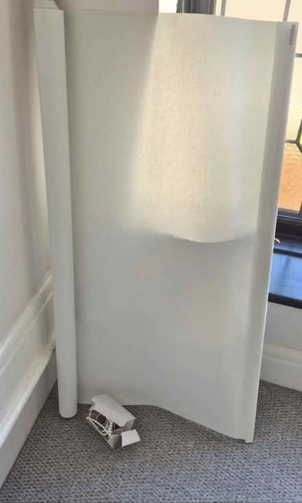 Photo of free Roller Blind 96cm (w) x 148cm (h) (Heath, CF14) #1