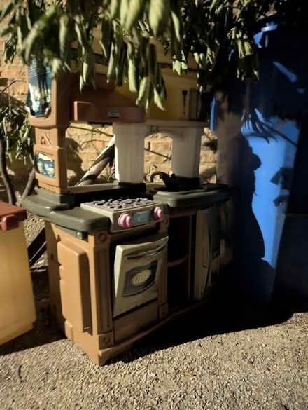 Photo of free Kid's kitchen play set (Wicker Park) #2