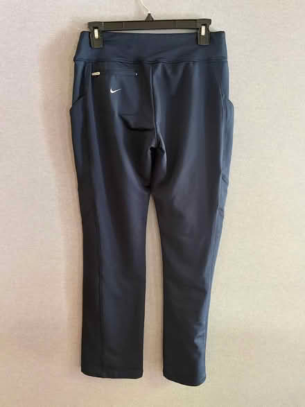 Photo of free NikeFIT DRY Women’s jogging pants (Saratoga Mtns) #2