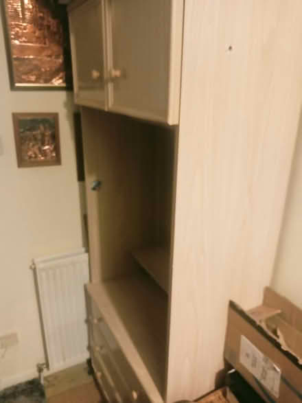 Photo of free Shelf with mirror (St.Ninjas FK70) #2