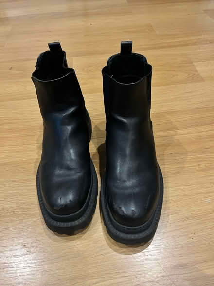 Photo of free Size 4 ladies boots (Heston) #4