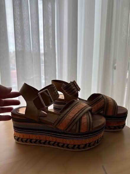 Photo of free UK size 4.5-5 sandals (Newbury Park IG2) #1