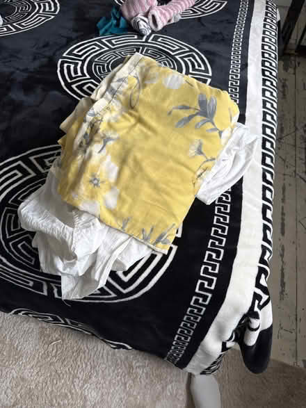 Photo of free Kingsize bedding (Hadlow) #1