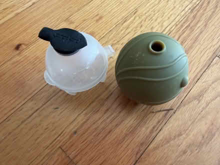 Photo of free 2 Ice cube makers (Roselle, Il) #2