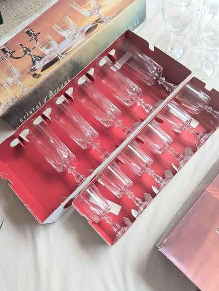 Photo of free Nice Glasses, vintage drink glasses (Cottingley BD16) #3