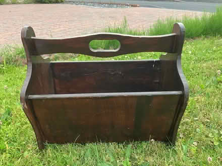 Photo of free Dark wooden magazine holder (TF1) #1