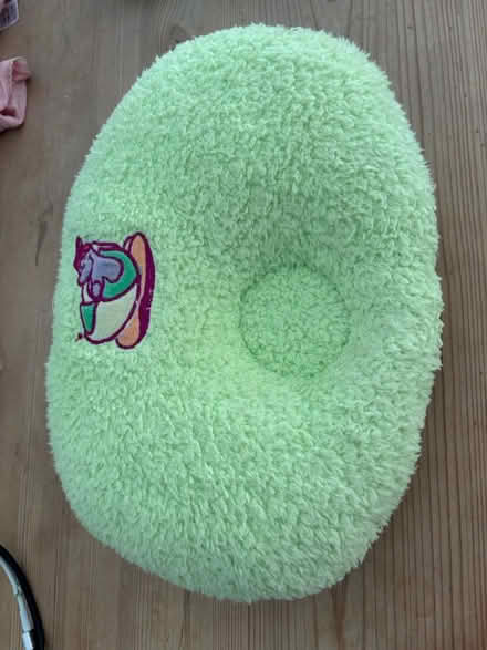 Photo of free Baby newborn head rest (Highgate N6) #1