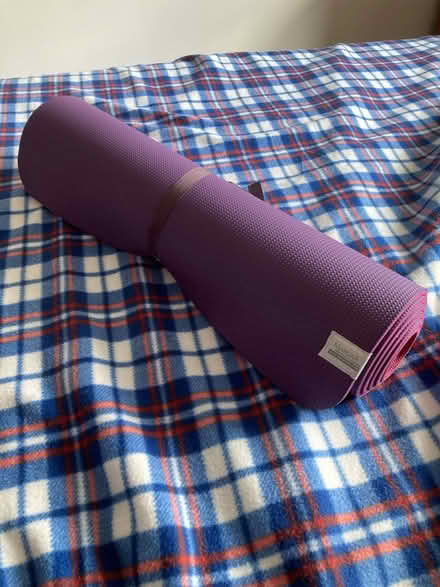 Photo of free Yoga matt (Pl21 9da) #2