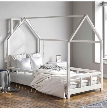 Photo of free Toddler/Junior bed (Edmonton, N18) #3