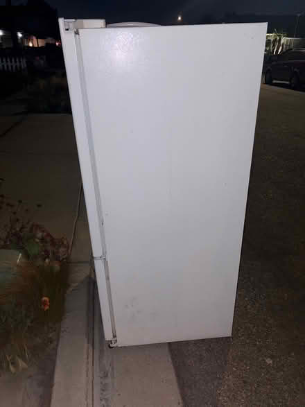 Photo of free Refrigerator (East End, Ventura) #4